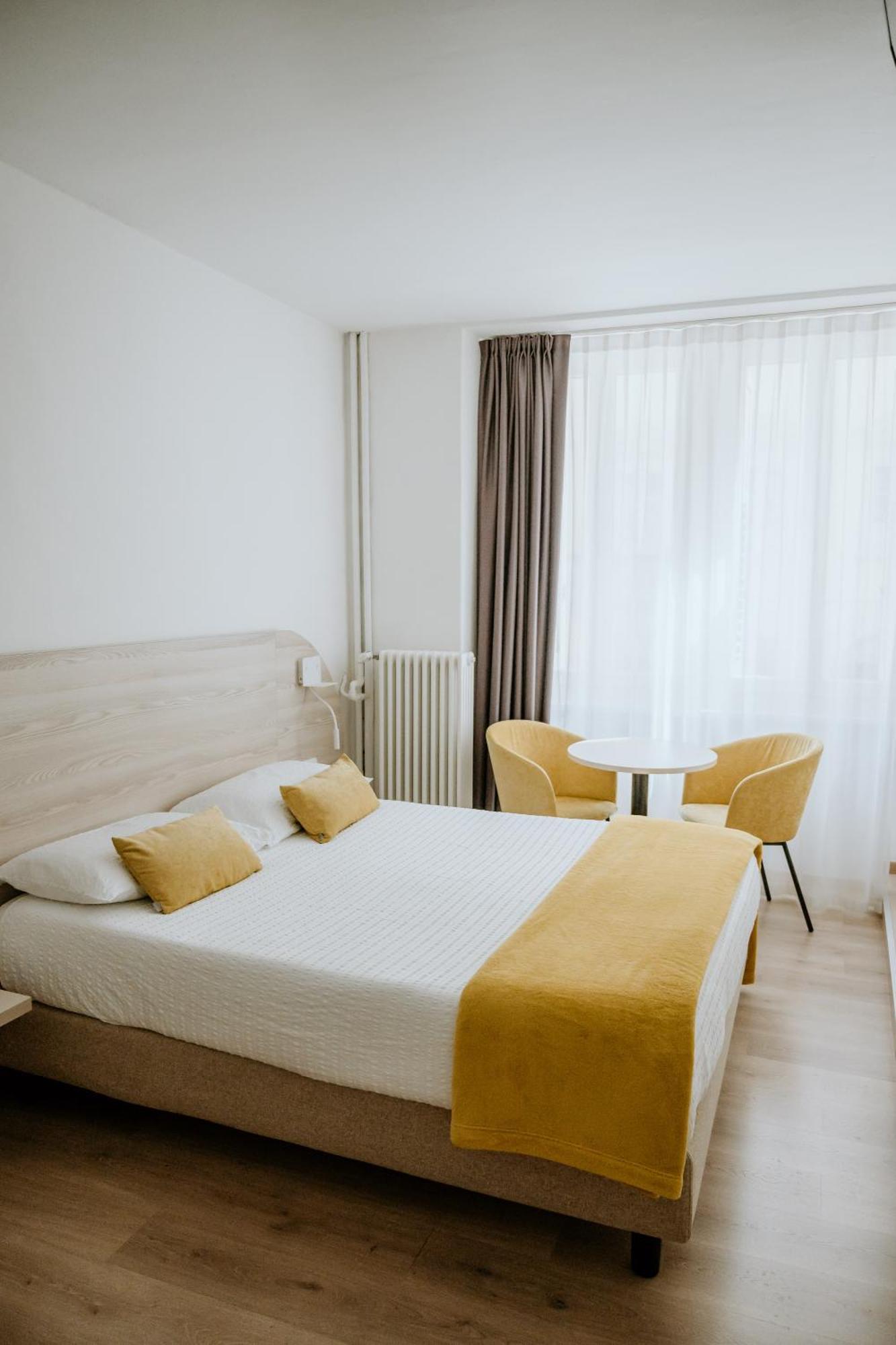 Hotel Venezia Trento Luaran gambar