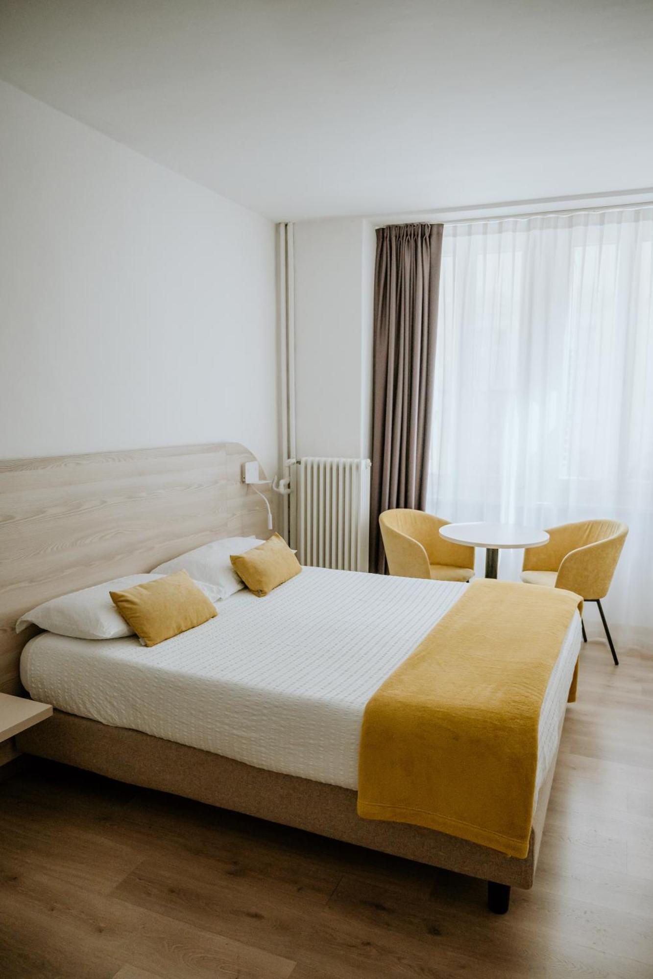 Hotel Venezia Trento Luaran gambar