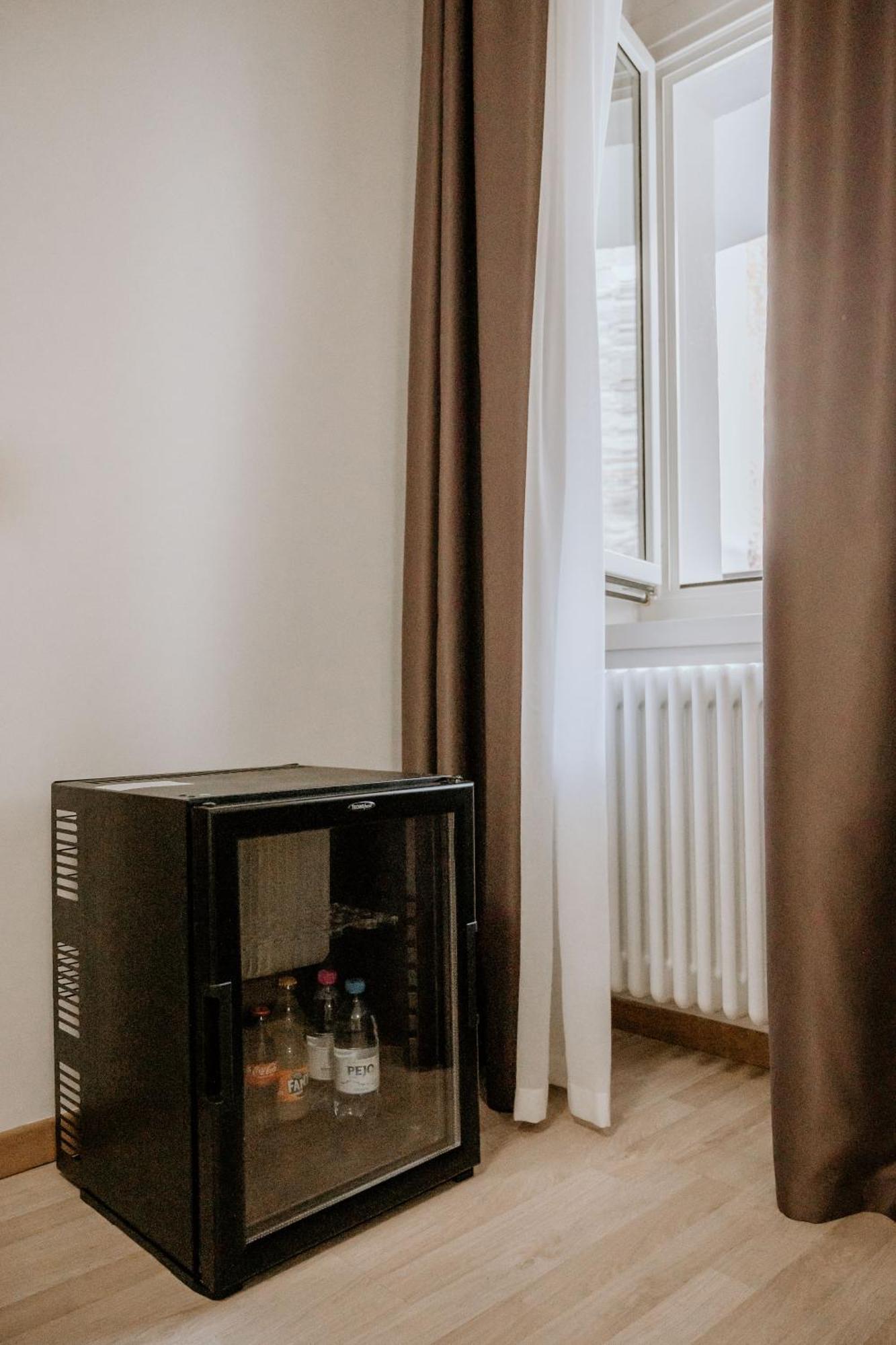 Hotel Venezia Trento Luaran gambar