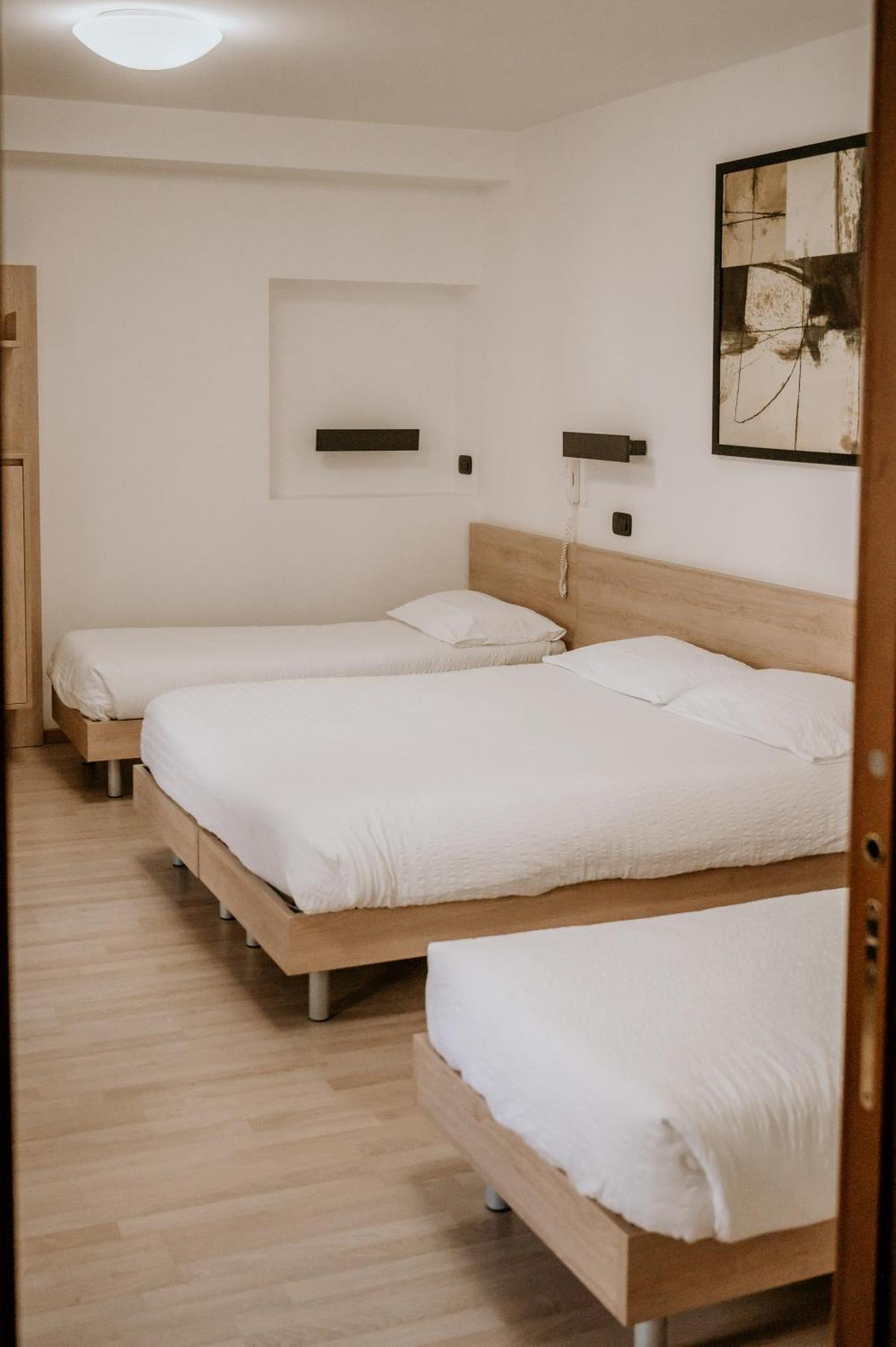Hotel Venezia Trento Luaran gambar